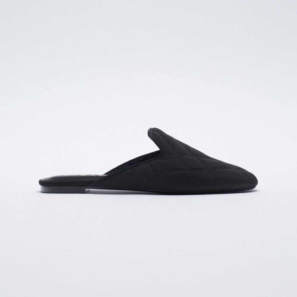 NWT’S Zara Black Quilted Flat Mules 7.5 - Picture 3 of 7